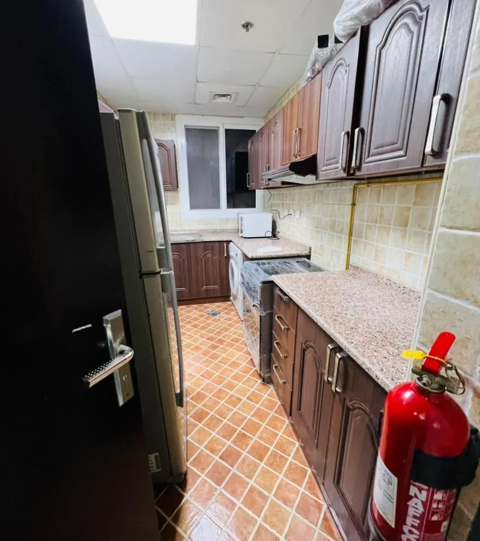Homestay Wonderful Partition Room In Al Barsha 1 Near Metro Dubai